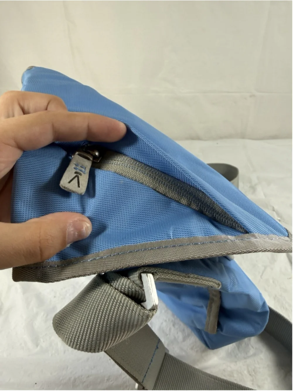 KEEN Blue Crossbody Messenger Bag - Picture 16 of 16
